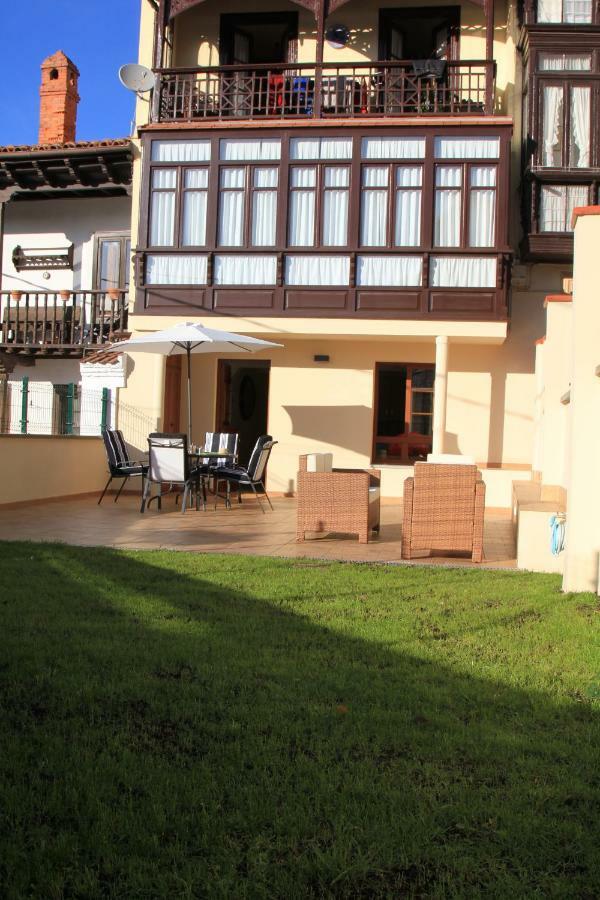 Casa Santiago Apartamento Comillas Exterior foto